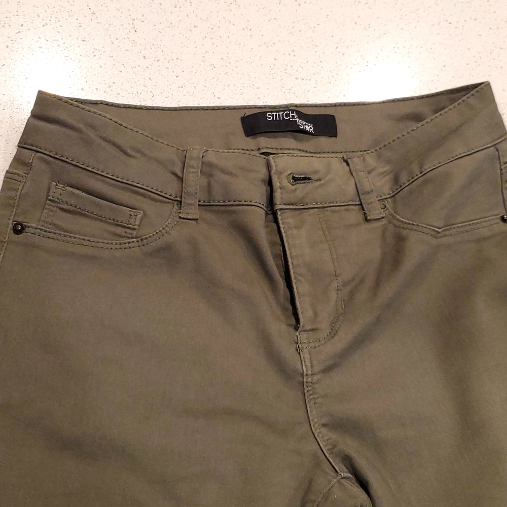 Perfect olive green skinny pants size 4